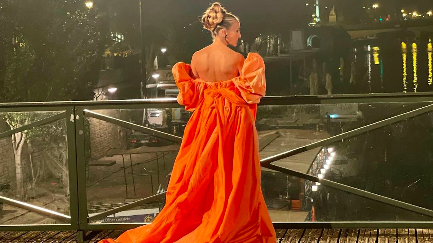 Carrie Bradshaw s Orange Dress Is Spectacular
